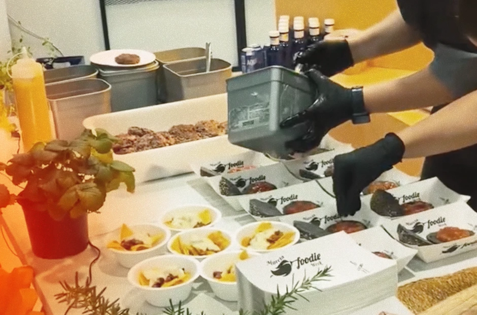 Preparando las hamburguesas para el Burguer Training de 180