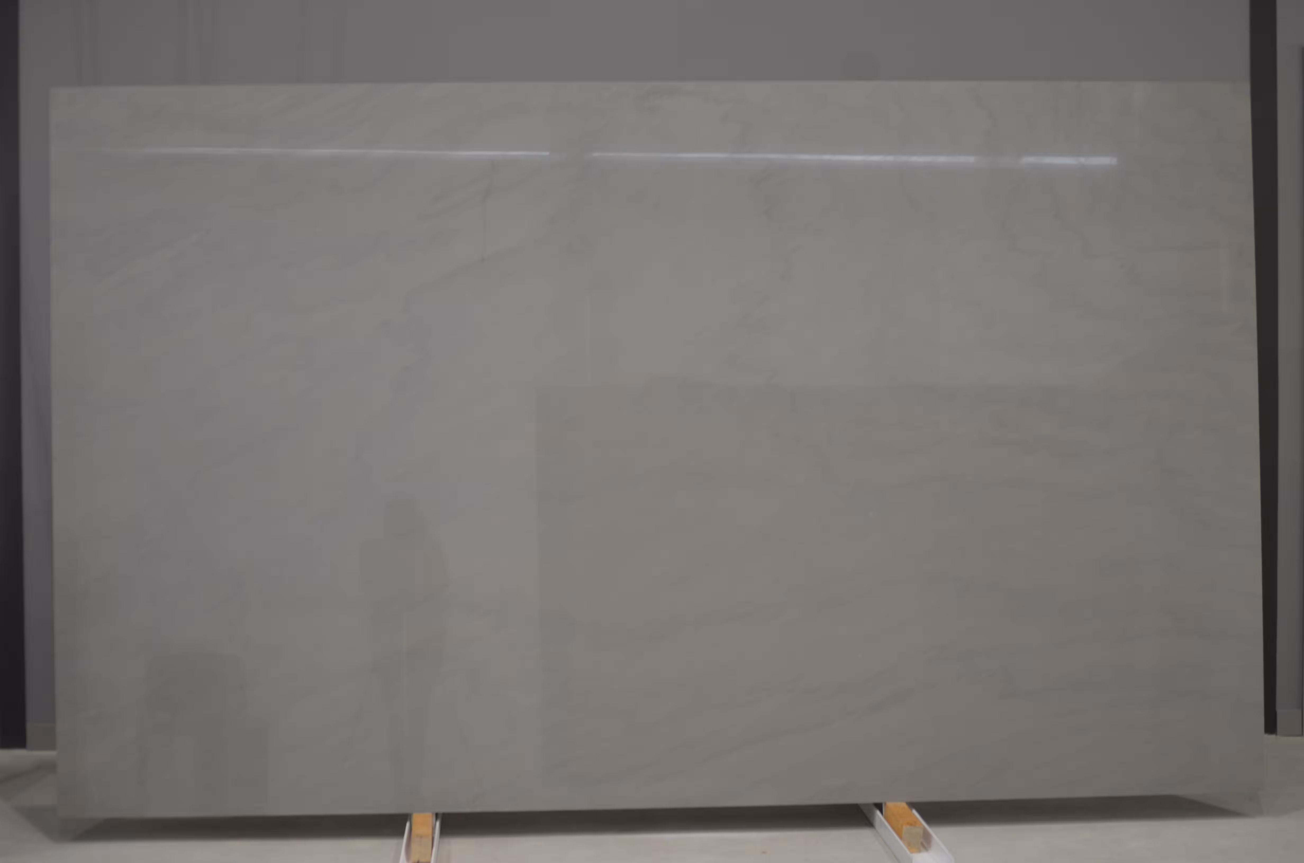 021 - GREY QUARTZITE
