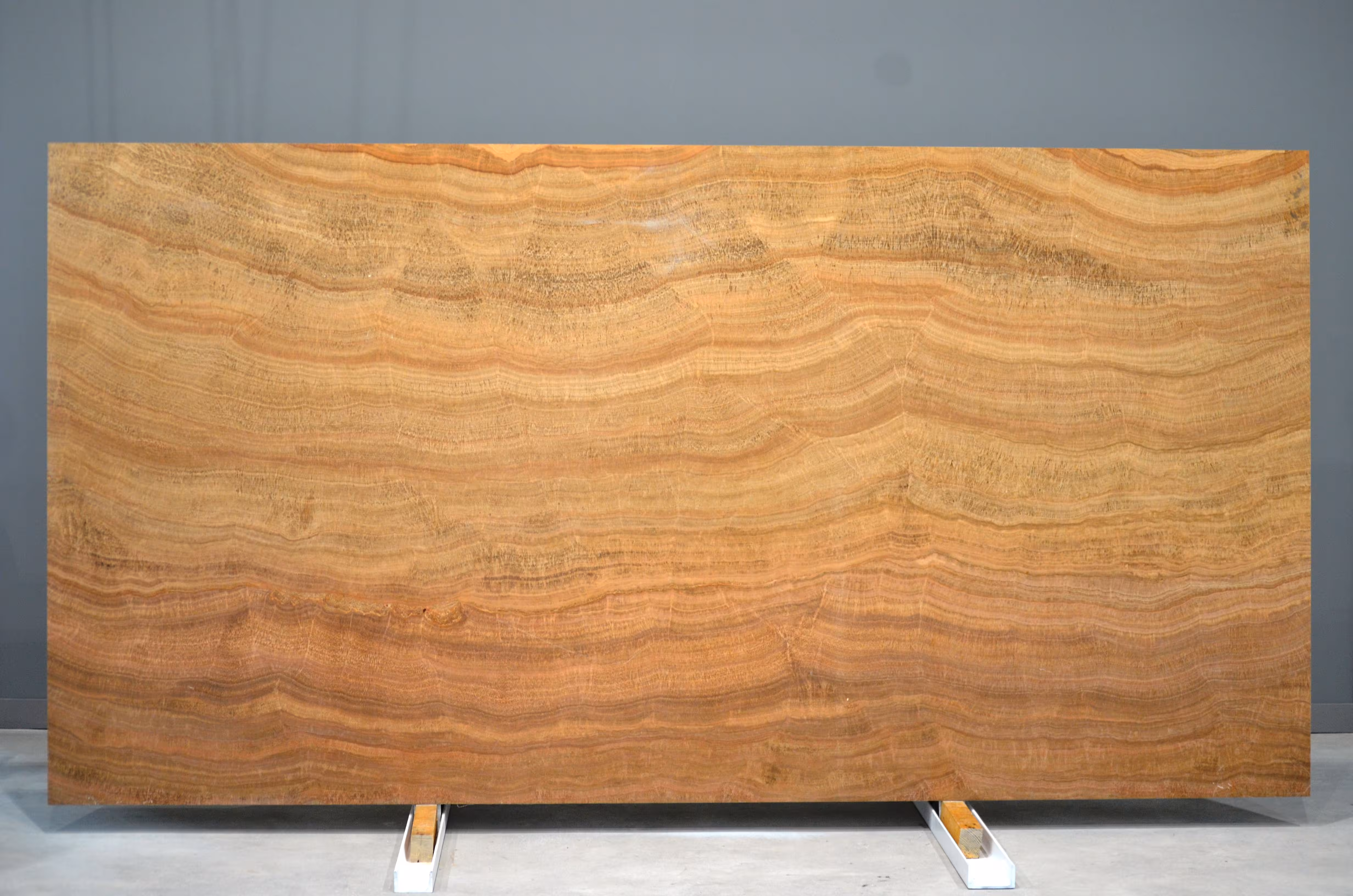 025 - STONE WOOD