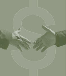 Duas pessoas dando as mãos.