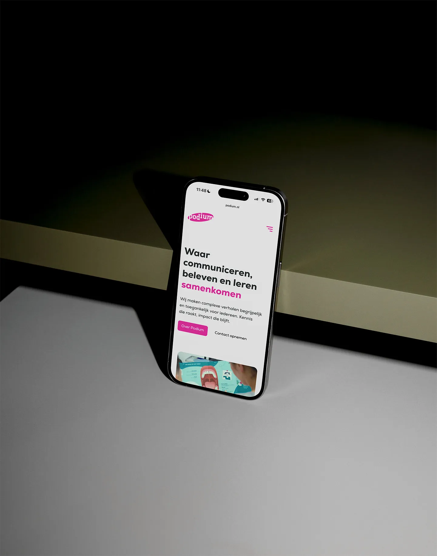De nieuwe website van Podium op mobiel