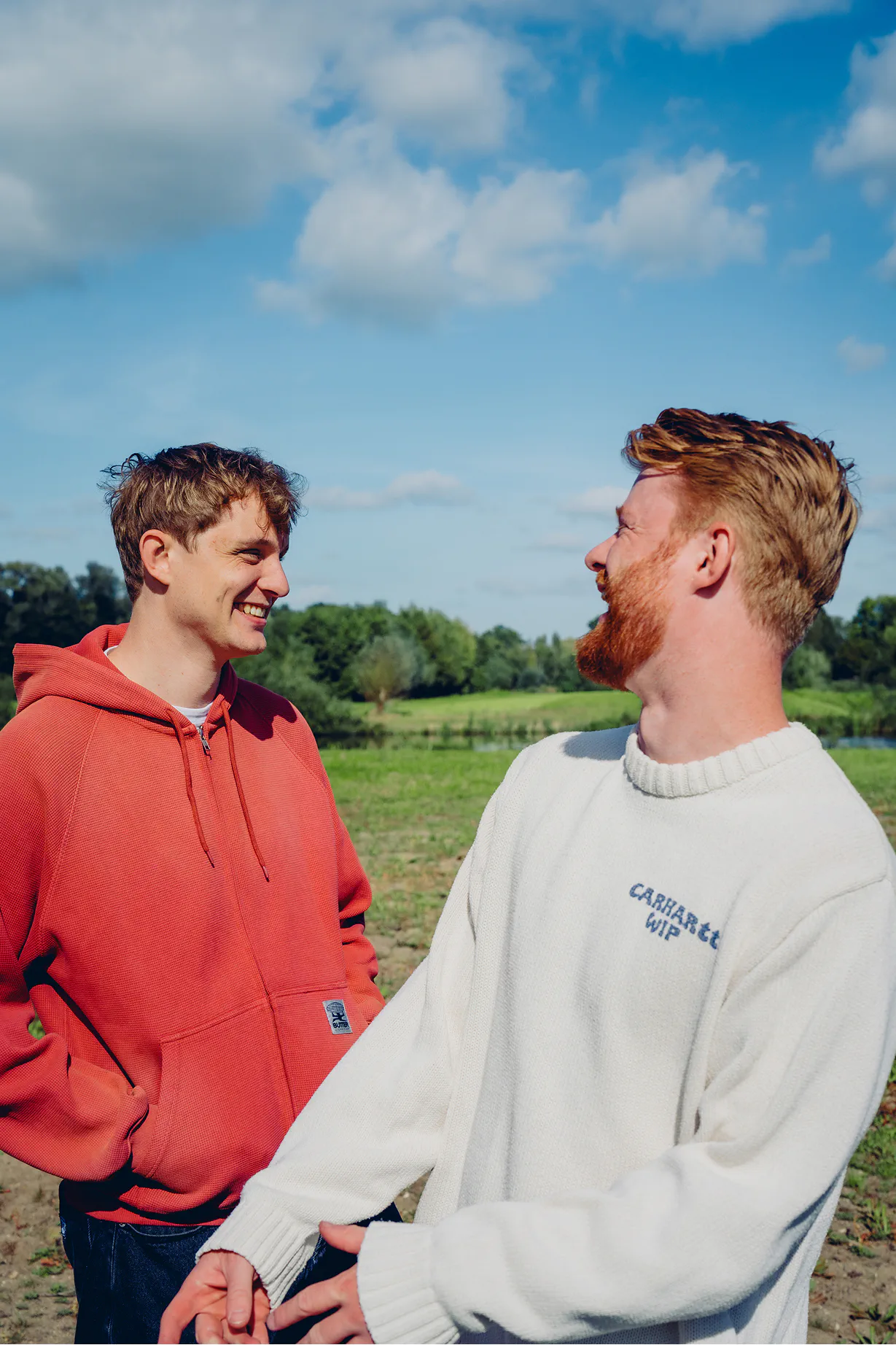 Luuk en Gijs van Tweemans stellen zichzelf voor aan hun mogelijke klanten
