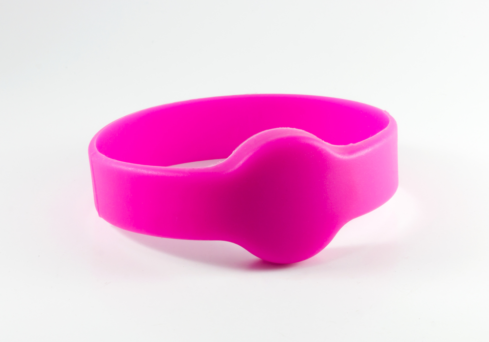 Plastic wristband with an RFID tag
