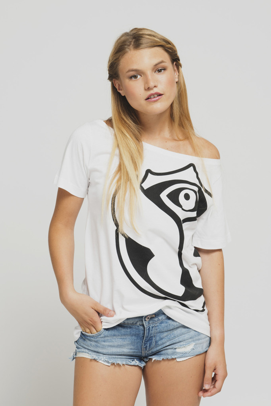 04_tomorrowland tshirt