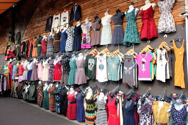 You can opt to go find t shirts from Camden market and also stop for eating.