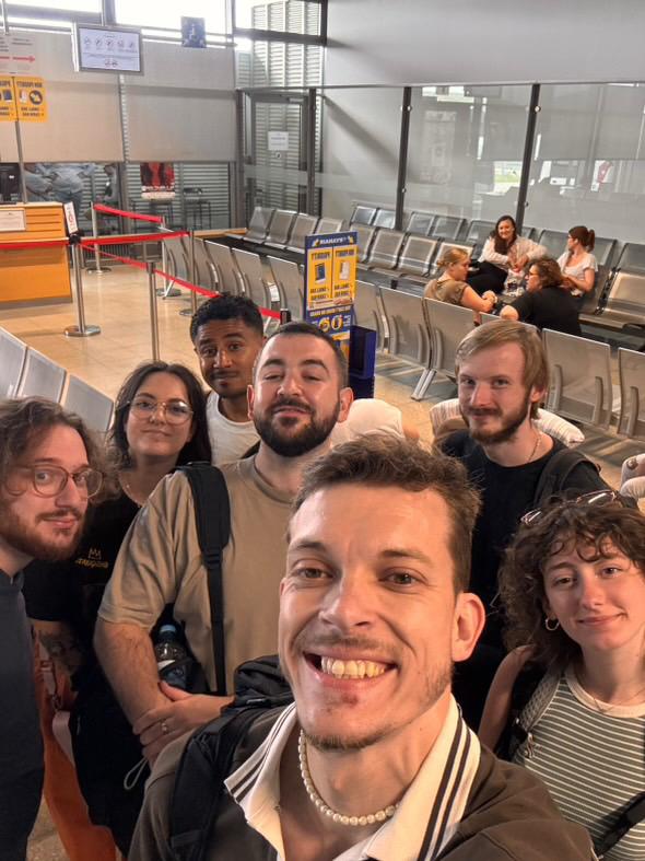 photo de résidents de coworking partant à londres en séjour de groupe