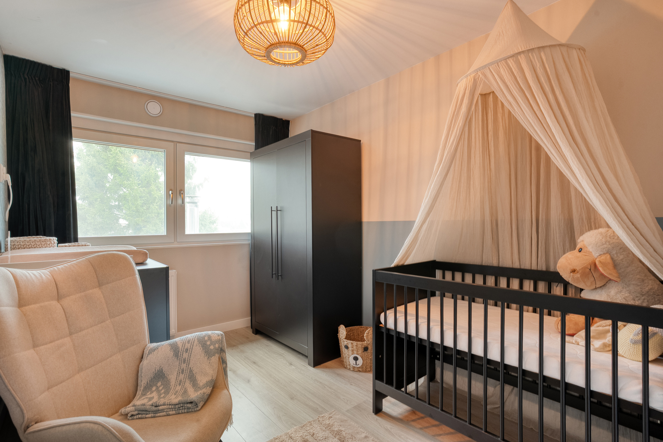 Hoekwoning te koop: Lindestraat 78, Enschede