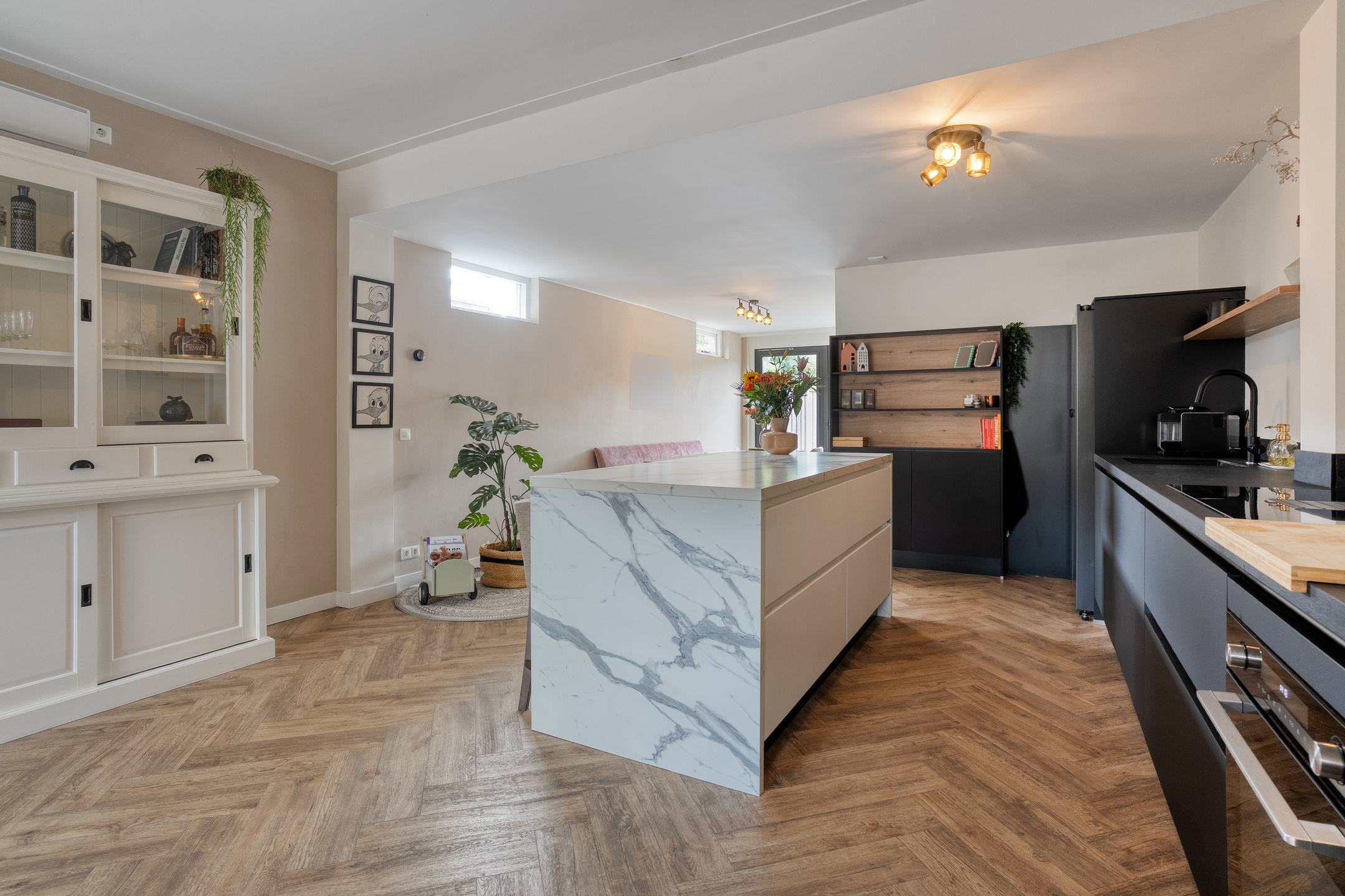 Twee-onder-één-kap te koop: Wethouder Elhorststraat 36, Enschede