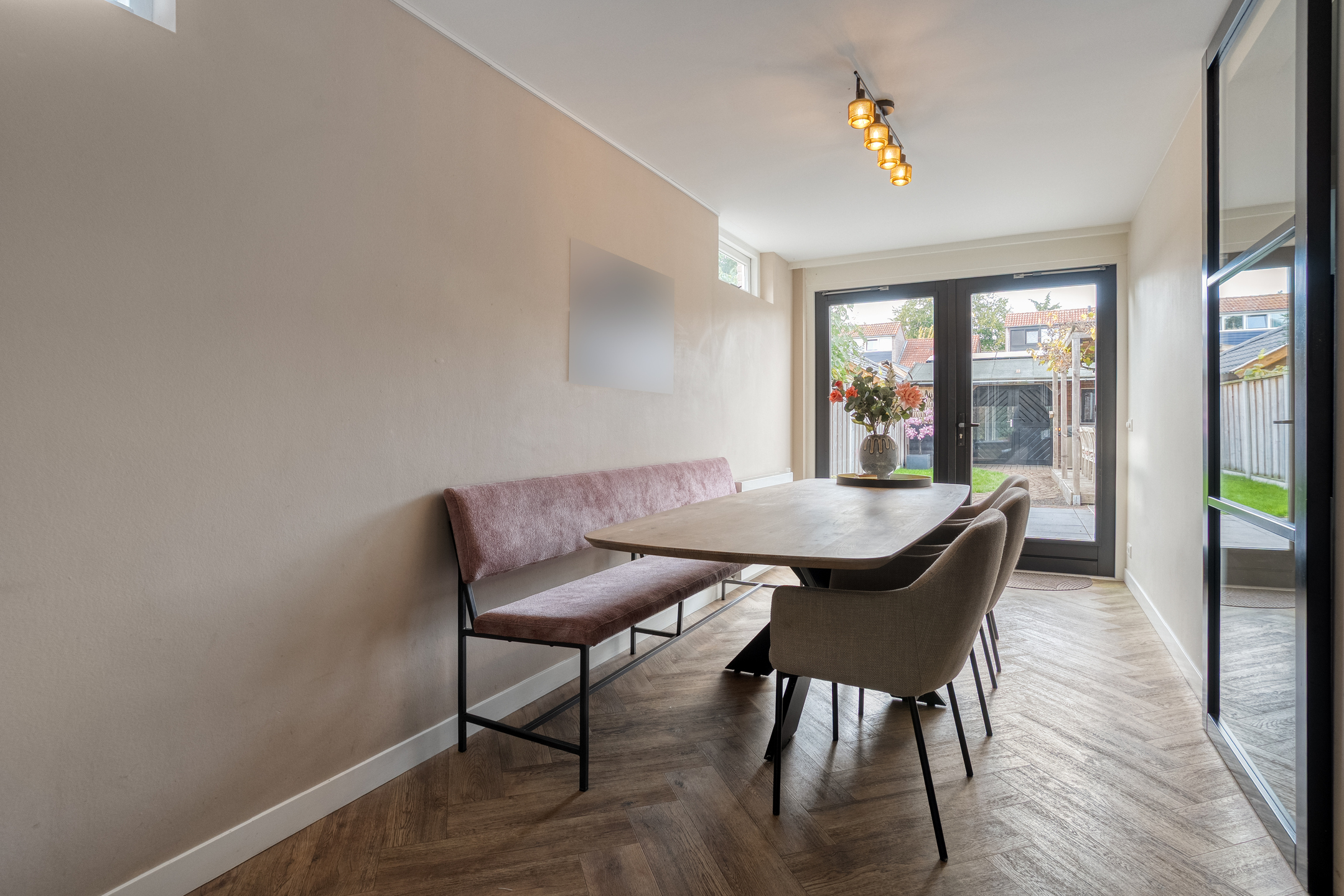 Twee-onder-één-kap te koop: Wethouder Elhorststraat 36, Enschede