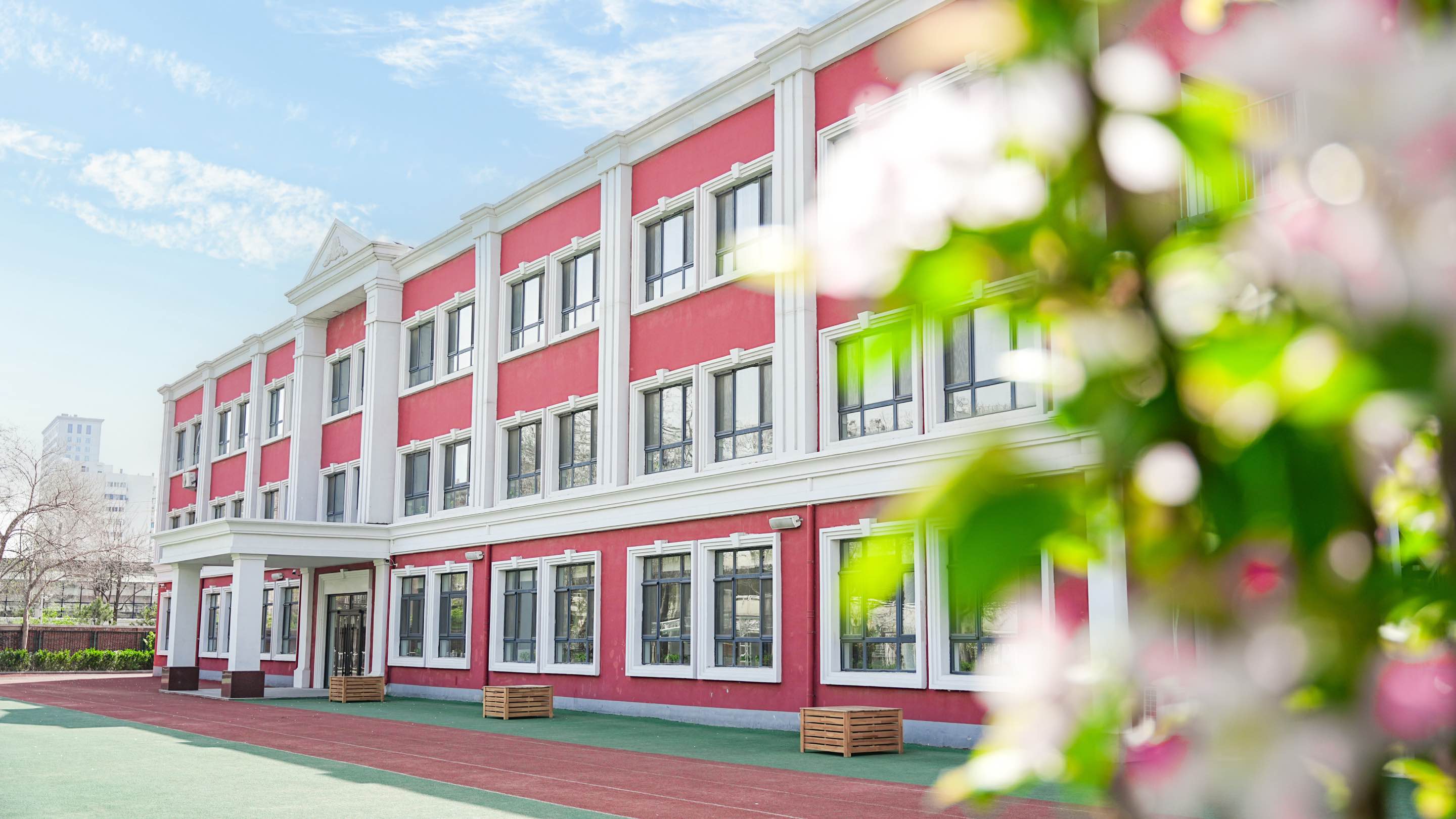 image of classroom setting (for a edtech)