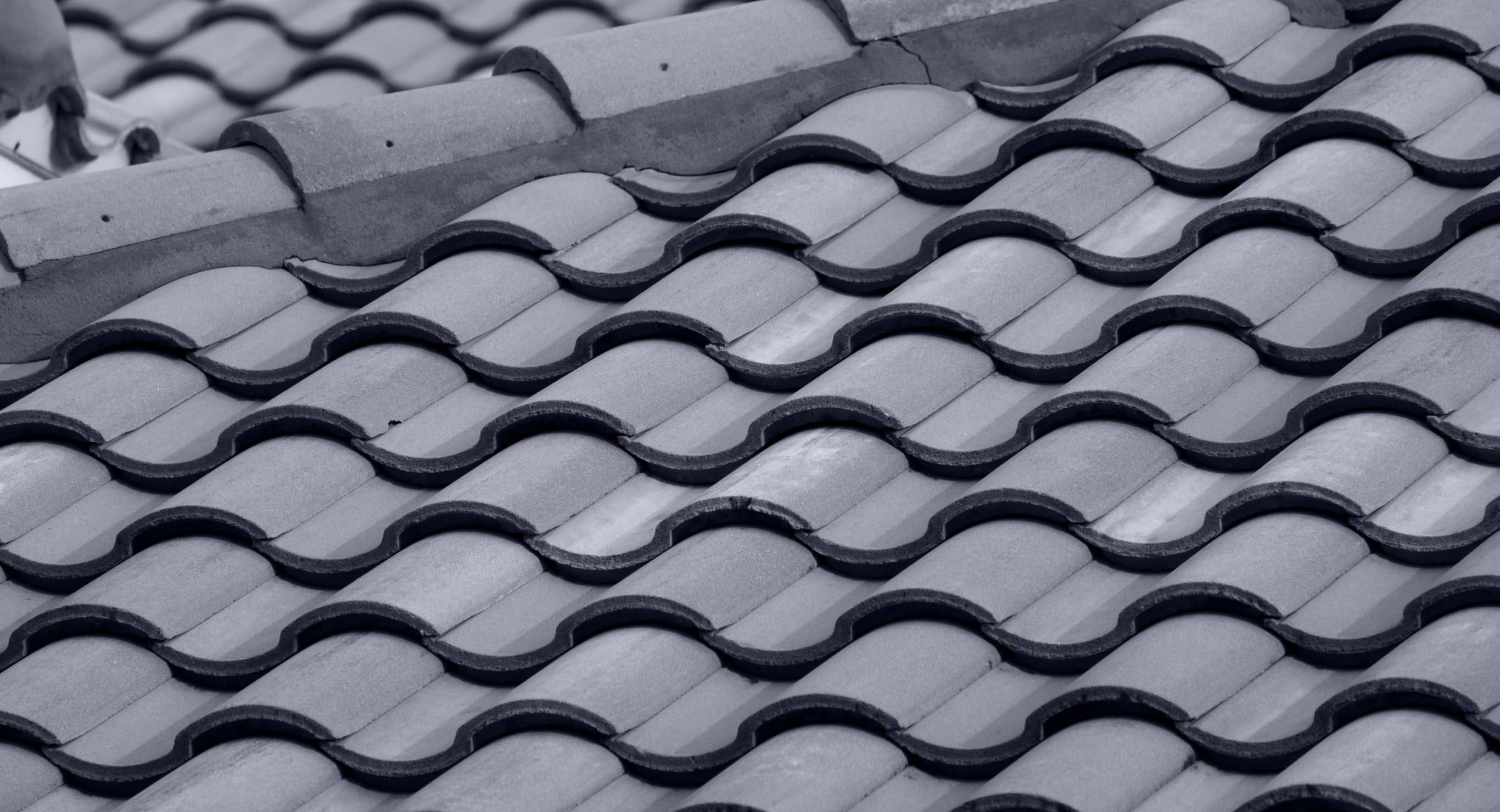 10 Tipps für eine längere Lebensdauer von Dächern auf Wohn- und Gewerbegebäuden