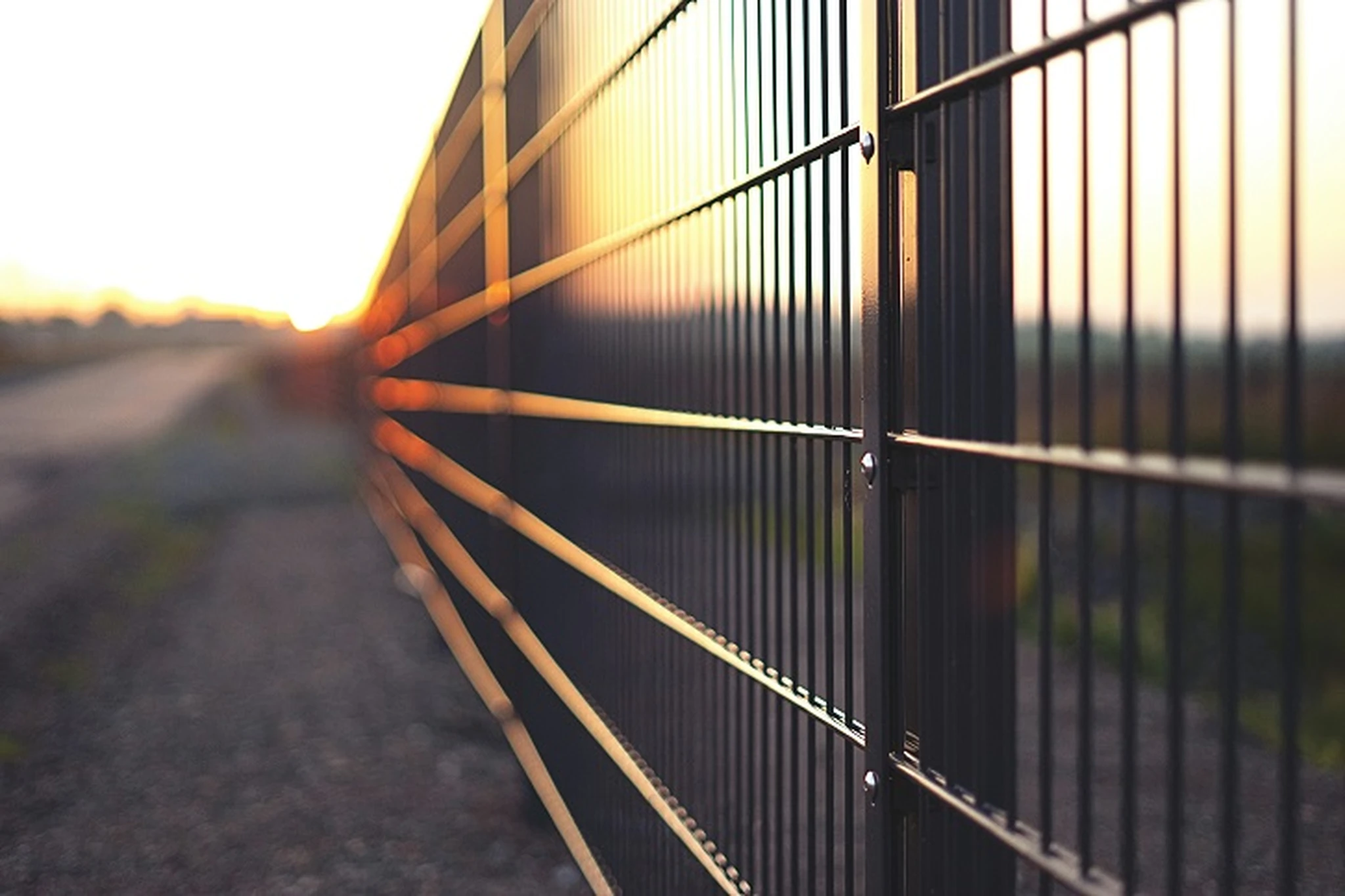 Mesh Gates​