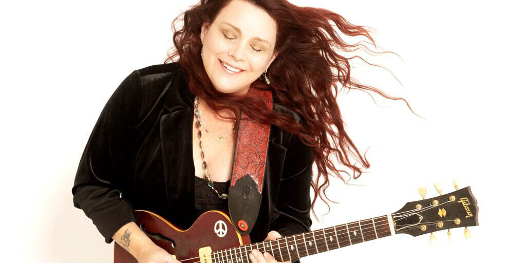 Carolyn Wonderland - Virtuoso lap steel guitarist from Texas