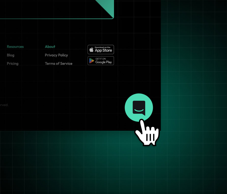An intercom chat bubble on the Cashflow Pilot website