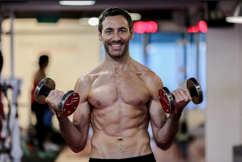 Criag-8-week-transformation-Ultimate-Performance-biceps