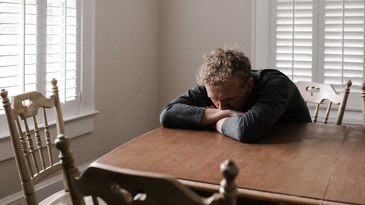 How to manage stress to improve your long-term health (5 key tips)