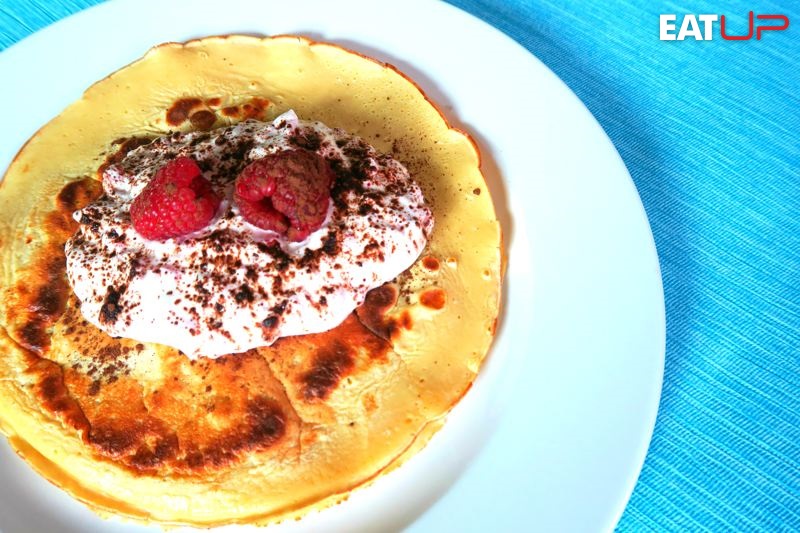 Raspberry &amp; White Chocolate Protein Crepes Recipe
