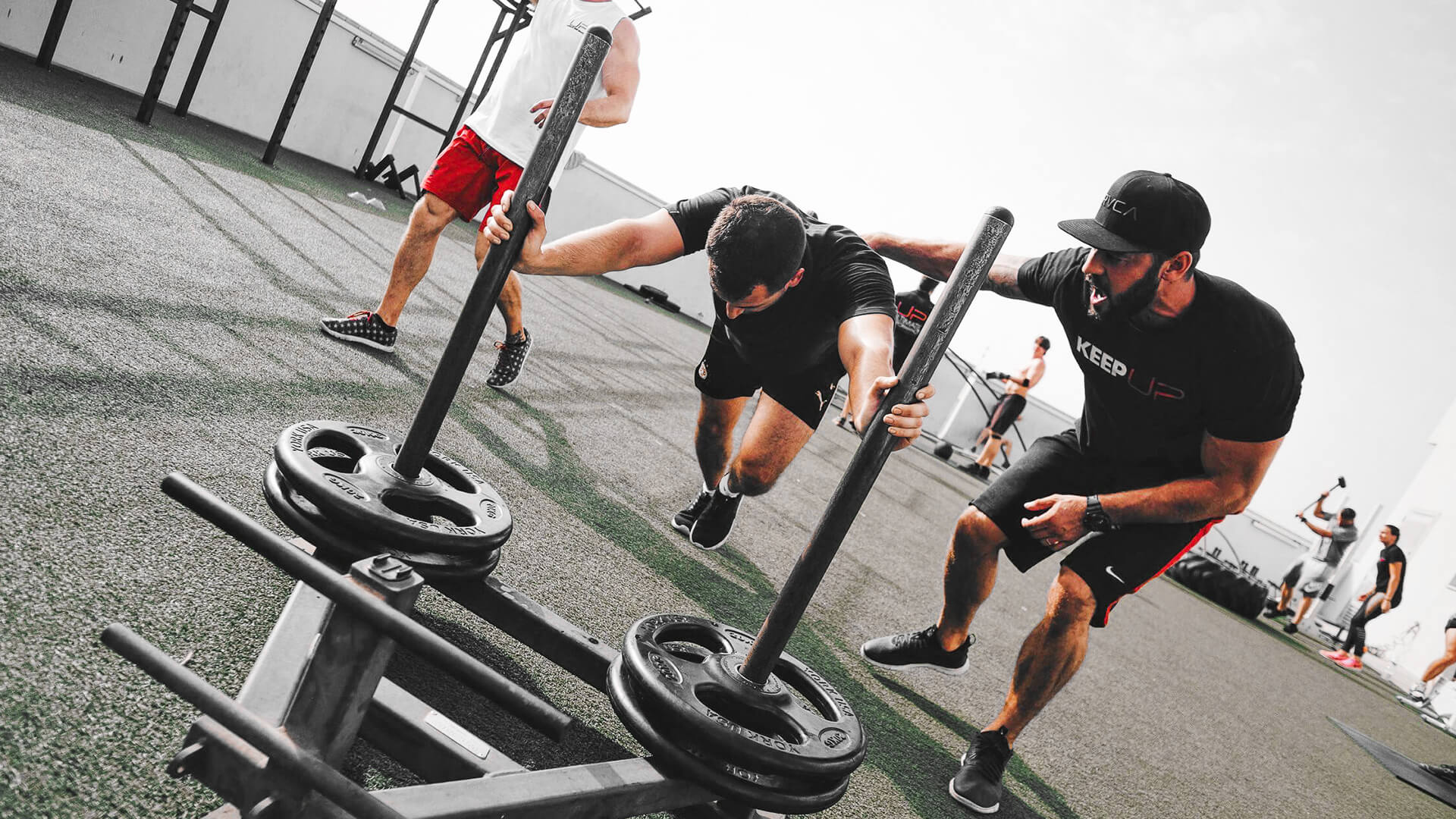 7 Best Strongman Moves for Fat Loss & Conditioning