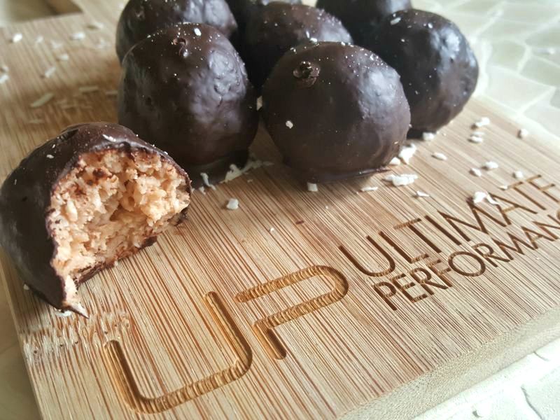 Chocolate &amp; Coconut Protein Bounty Bites Recipe
