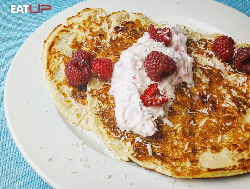 Raspberry &amp; Coconut Cheesecake Pancakes Recipe