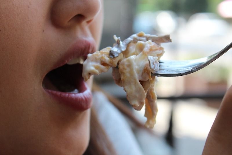 101 Fat Loss Tips: 11) Your Mouth as a Vacuum