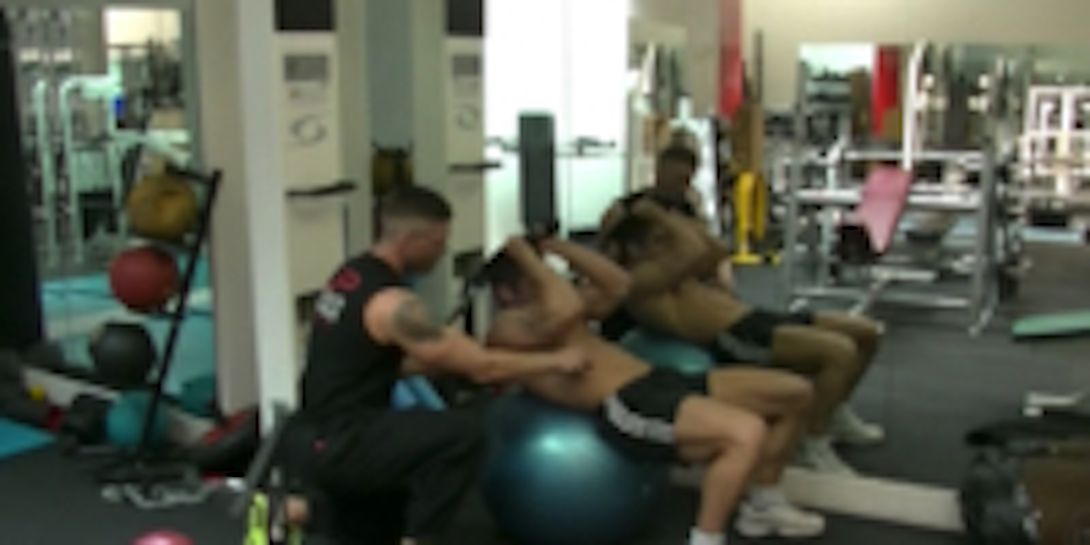 Abs Tutorial: How to Improve Your Crunches