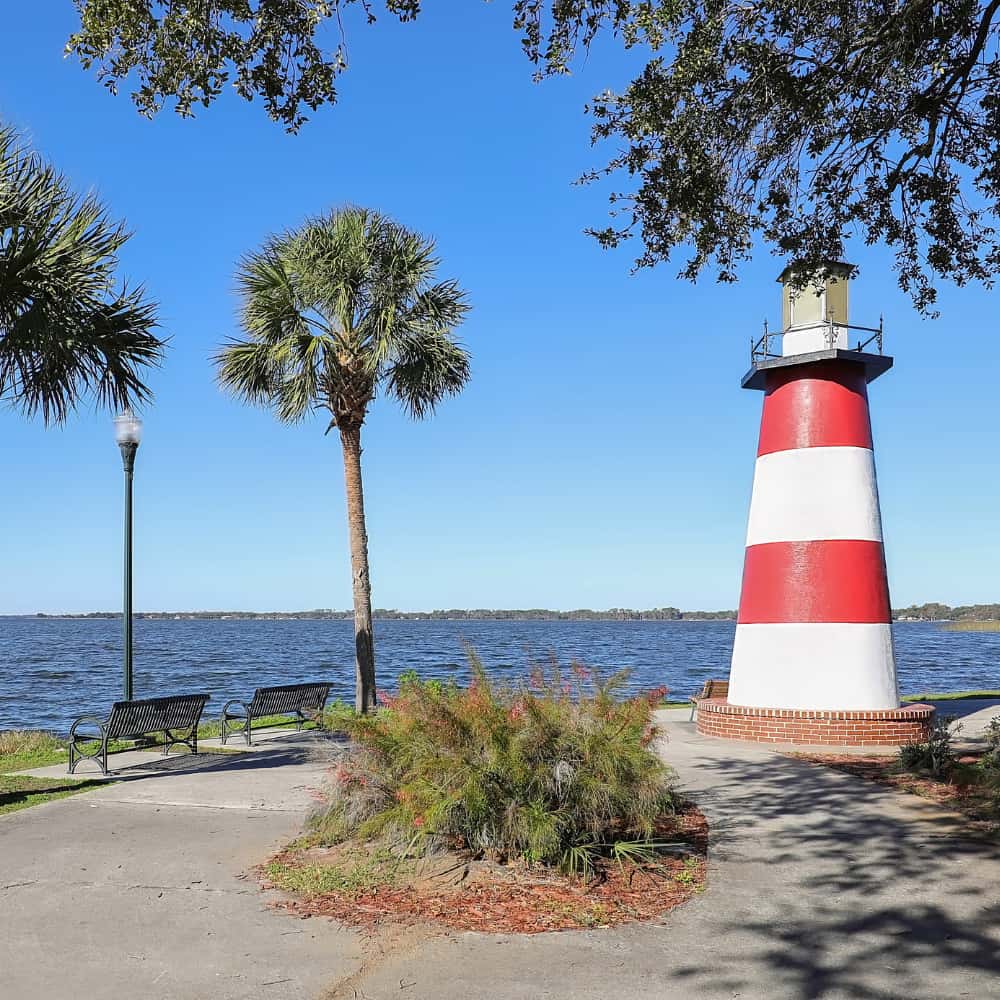 Red and white lighthouse on the Mount Dora waterfront