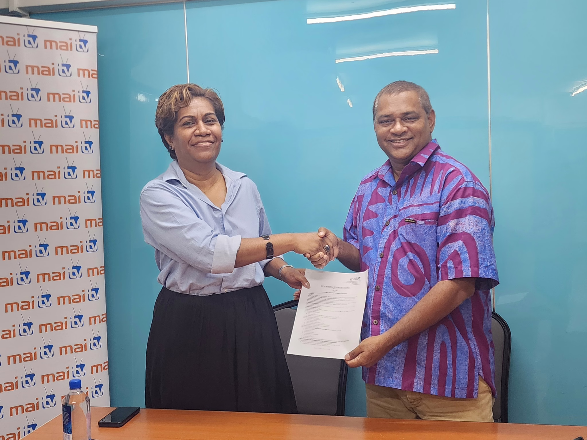 PLLFI Board Member Ms. Lanieta Rauqeuqe signs MOU with Mai TV Fiji representative