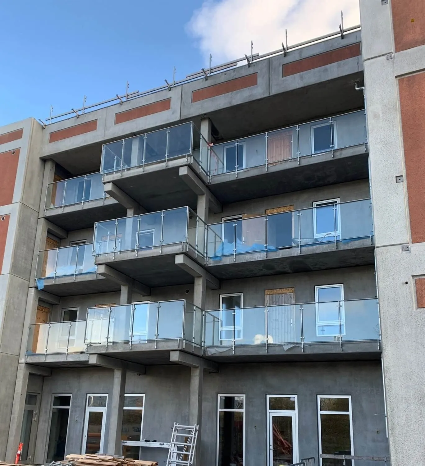 jubilaeumshuset_vaern_paa_svalegange._17523