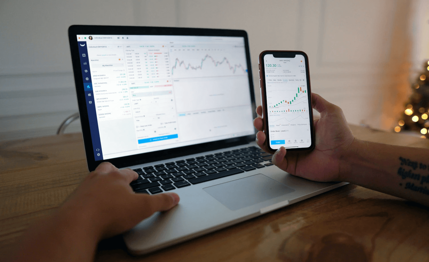  Person monitoring stock market trading data - Best Indicators for Swing Trading