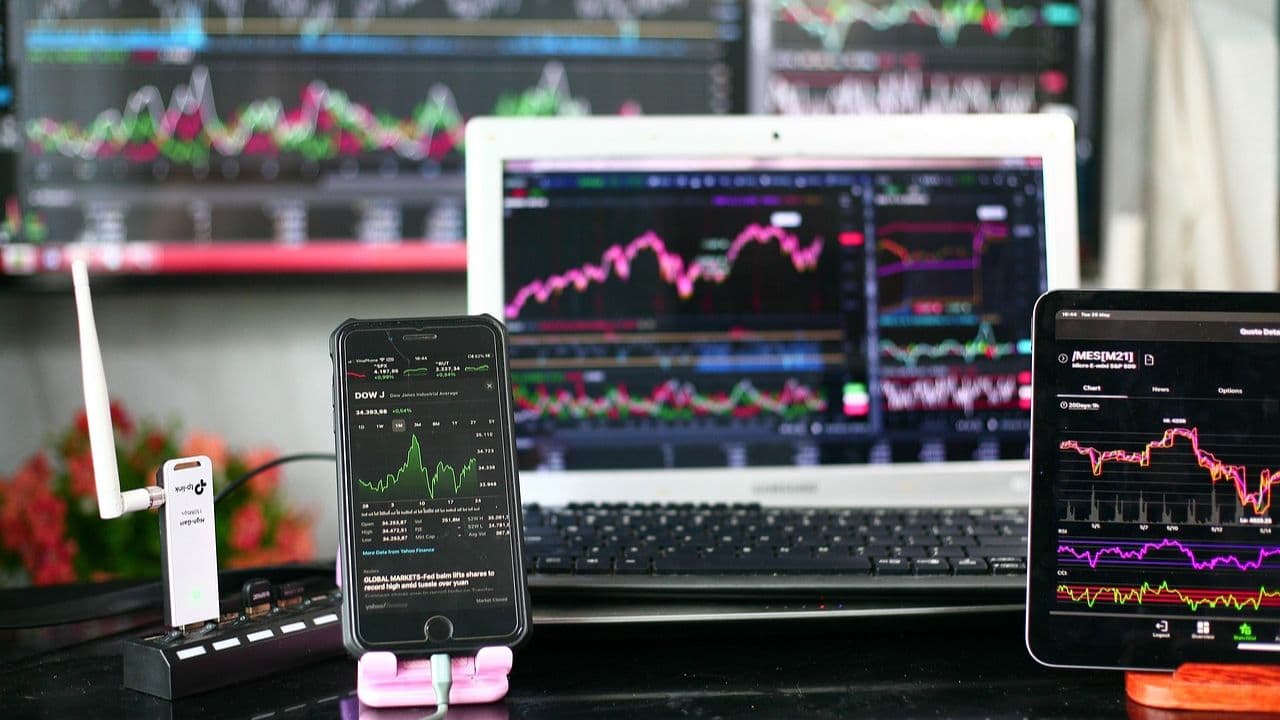 Are There Any Similarities Between Stocks, Options, and Futures