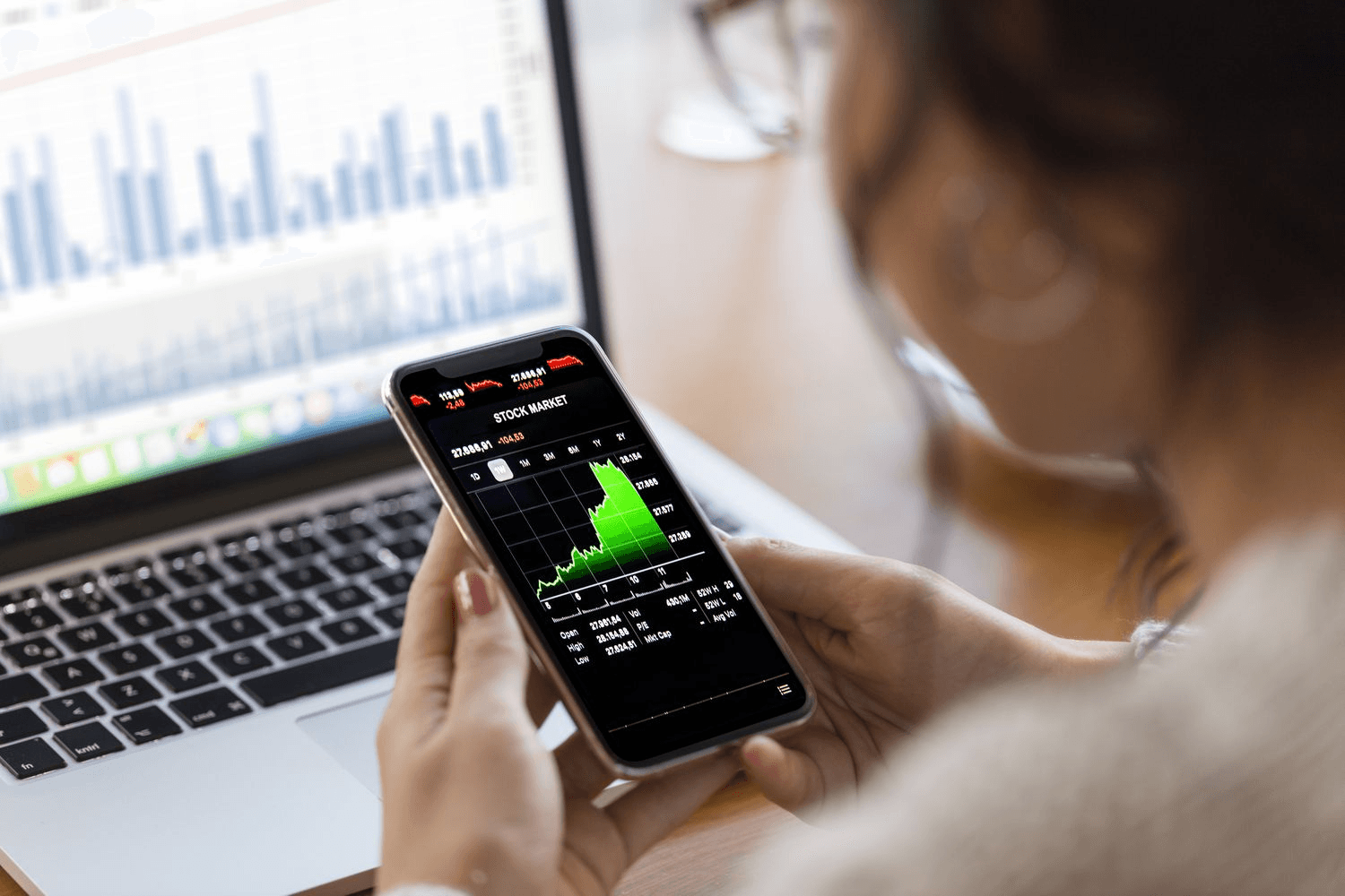 Woman monitoring stock market - What Is Maintenance Margin in Futures