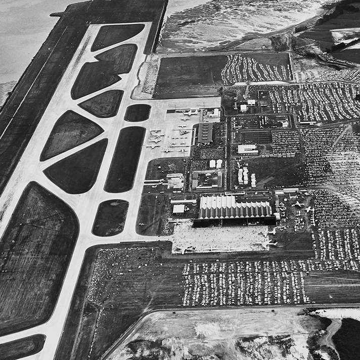 Auckland Airport 1966 Opening Air Pageant - Source: Whites aviation