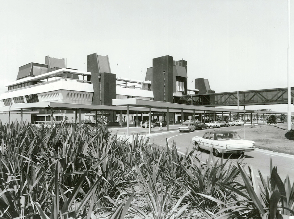 International Terminal 1977 - Source: PM R24816009 From Collections W3537 Archives New Zealand Te Rua Mahara o te Kāwanatanga Wellington