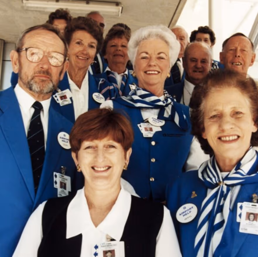 Blue coats - Source: Footprints