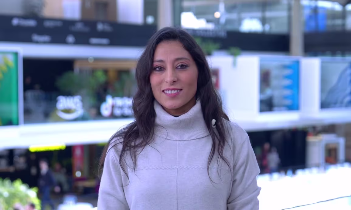 Portrait of Hanen Khalfaoui, QA Manager at Infopro Digital, featured in the Infopro Digital customer story