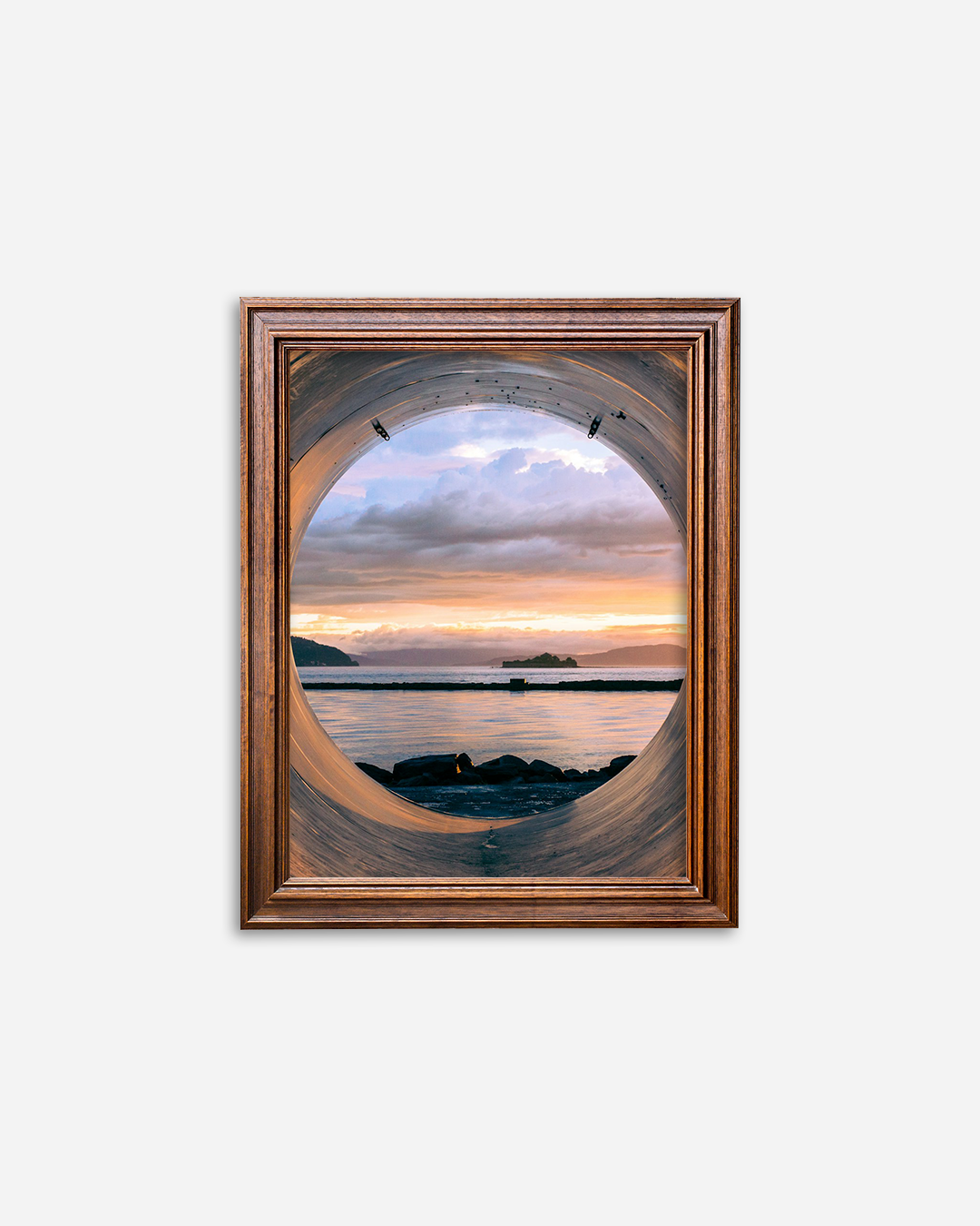 Gold antique frame with gold bar image