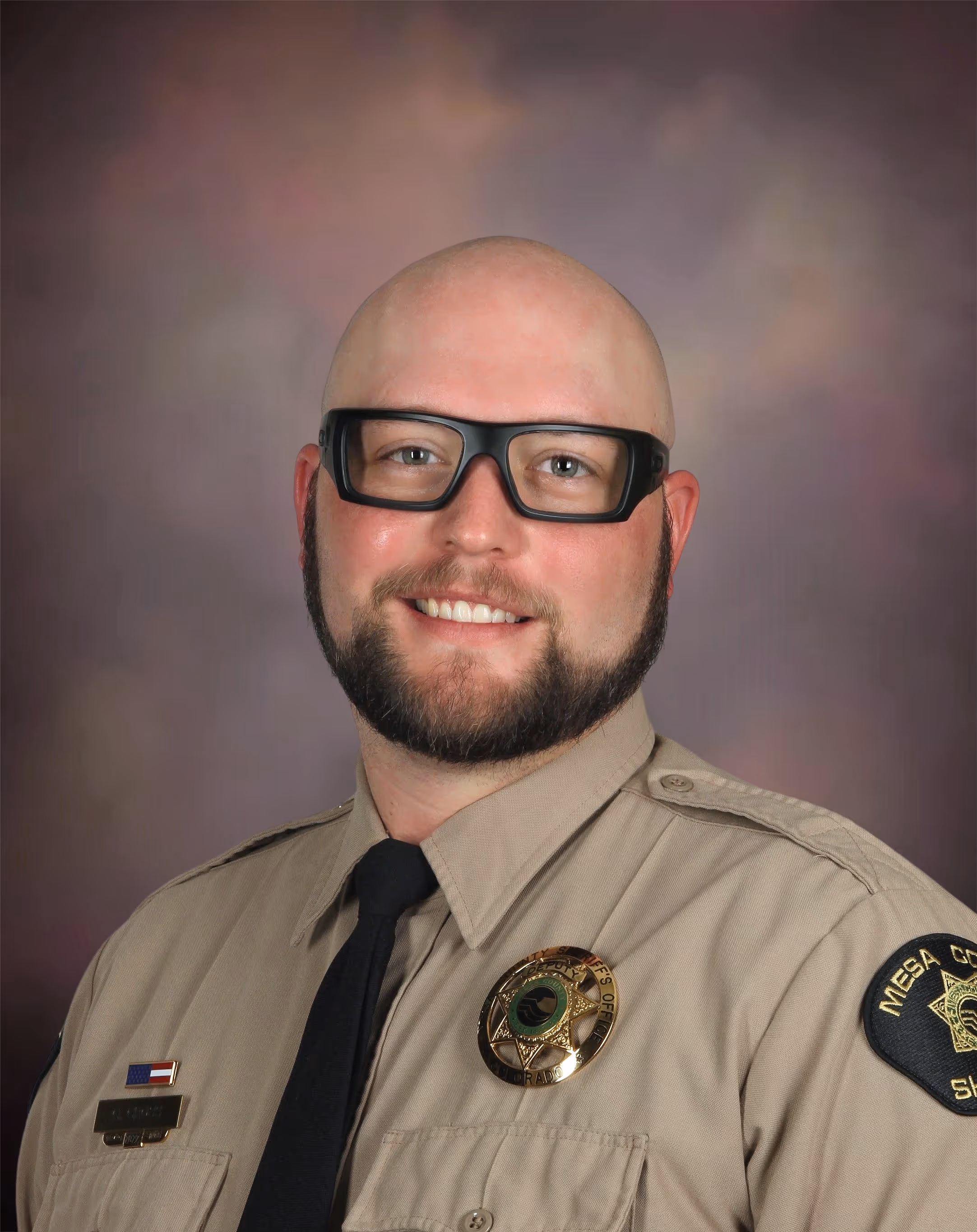 [headshot] image of customer (for an author & writer)