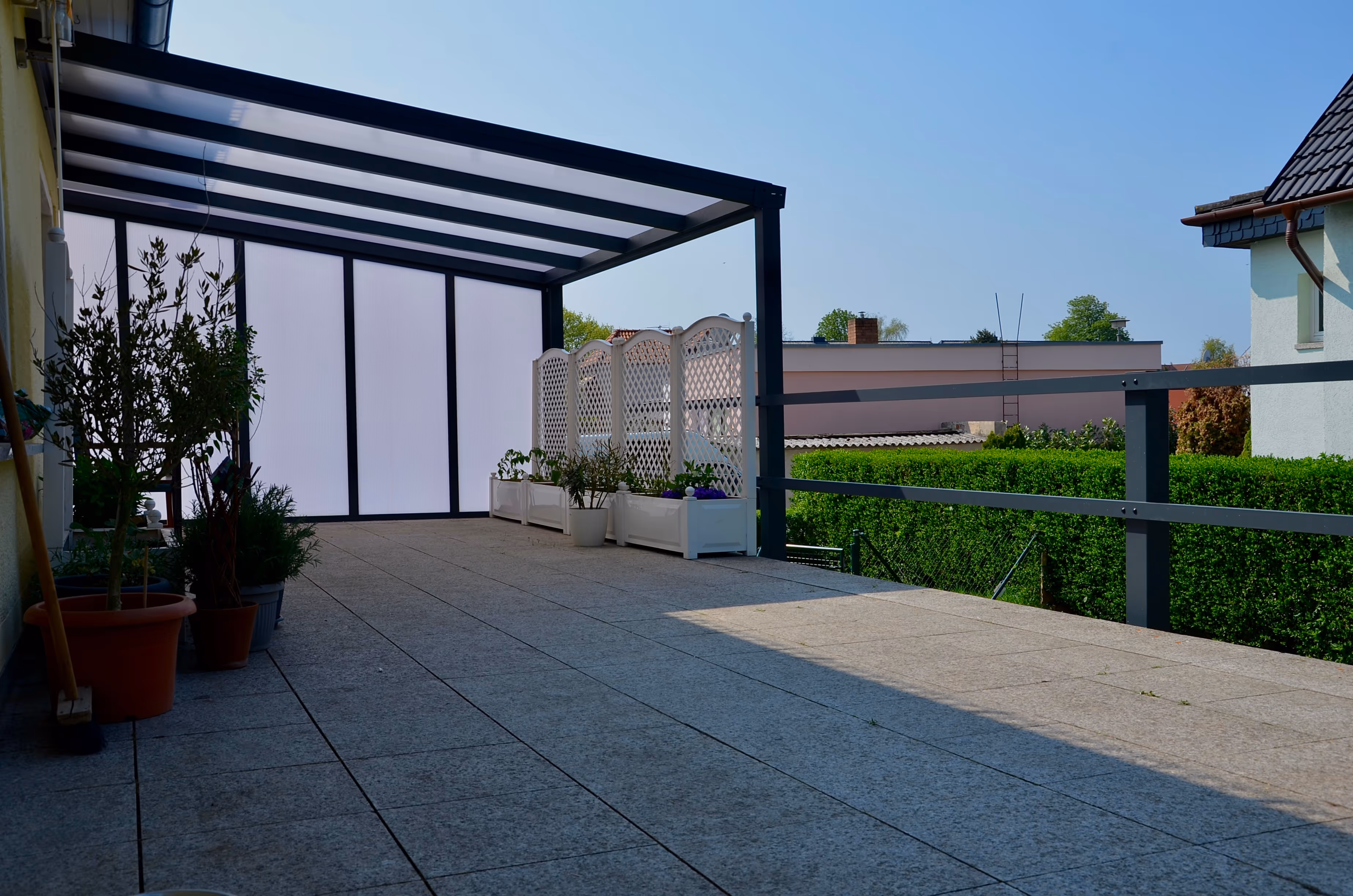 Magdeburg Terrassenüberdachung mit Milchglas