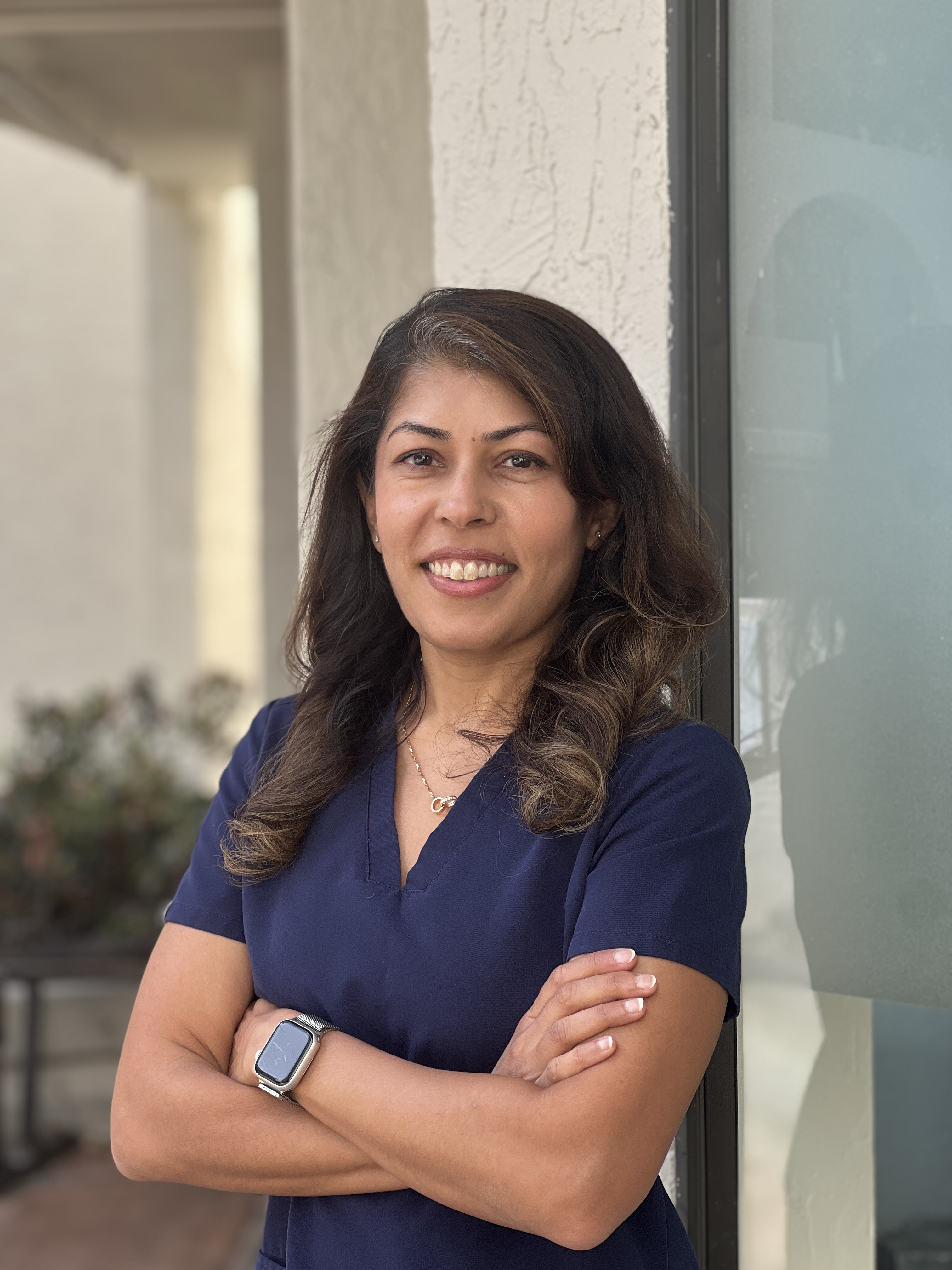 Dr. Munazzah Hussain