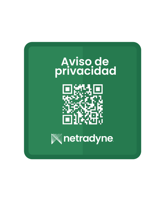 Green square with white text 'Aviso de privacidad', a QR code, and the Netradyne logo below.
