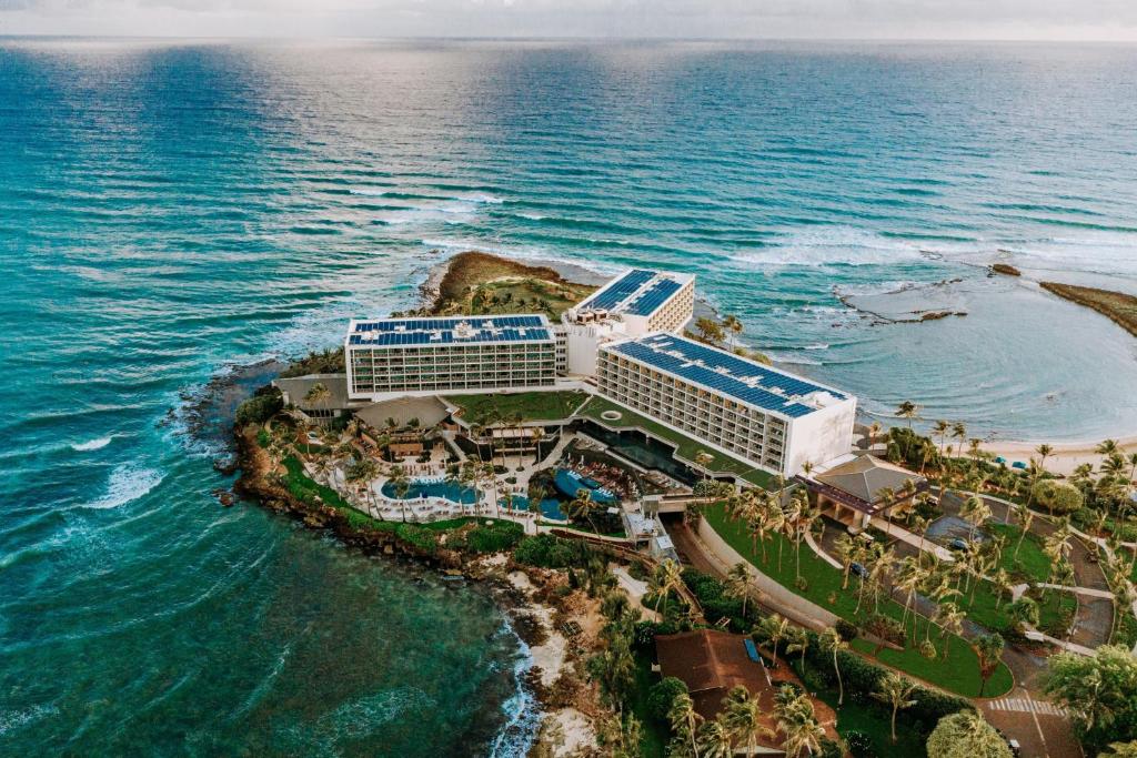 The Ritz-Carlton, O'ahu — property view