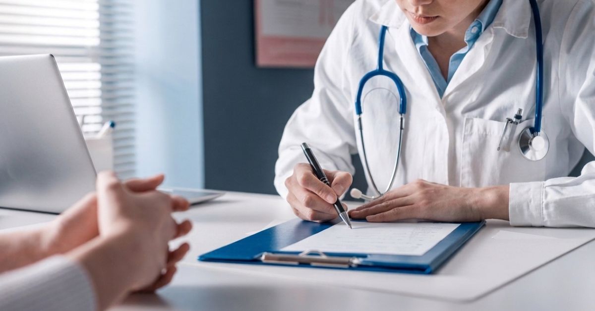 Consultation discussing egg freezing and future use considerations