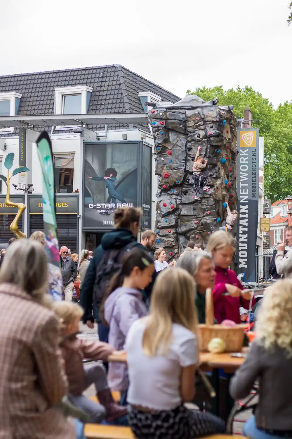 mobiele rots is een leuke activiteit voor een evenement.
