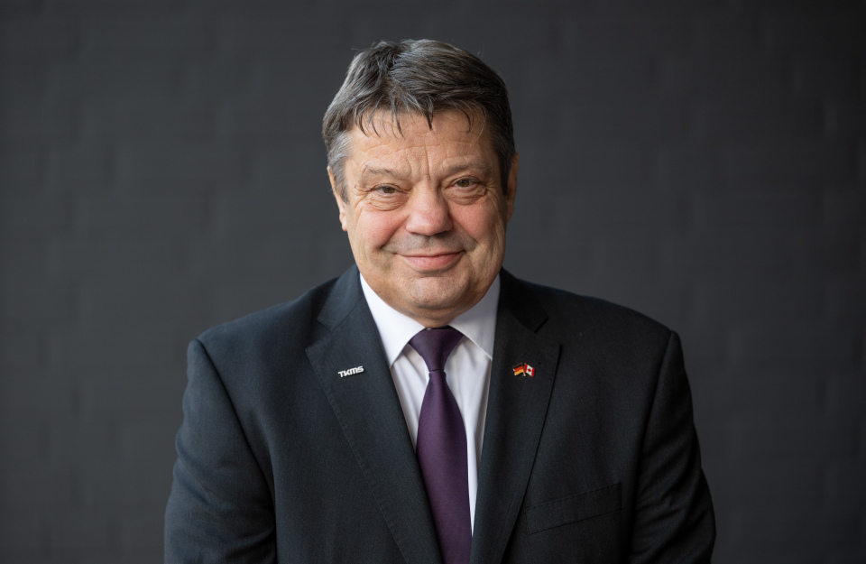 [headshot] image of customer (for a real estate tech)