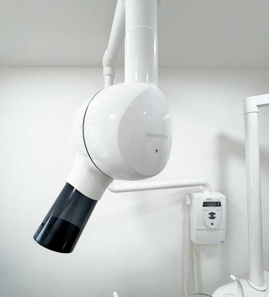 Photo du matériel de radiologie rétro-alvéolaire du cabinet dentiste Jouve dans le 13011 à Marseille.