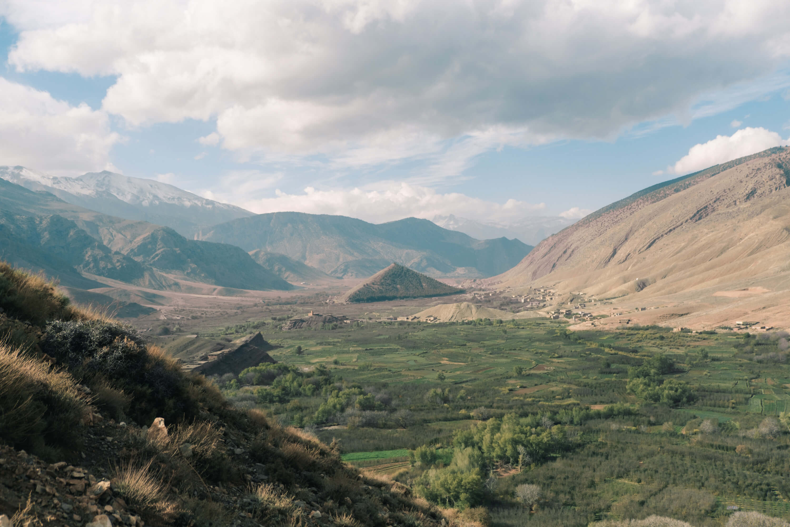 Vallée verdoyante d'Aït Bougmez dans le Haut Atlas marocain