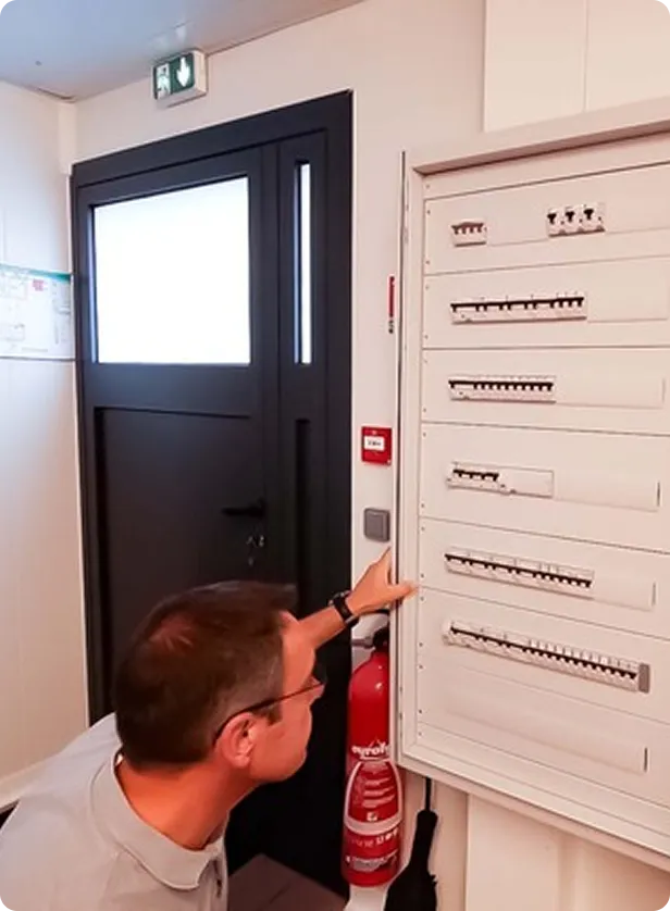 Experts en installations électriques, alarmes et domotique
