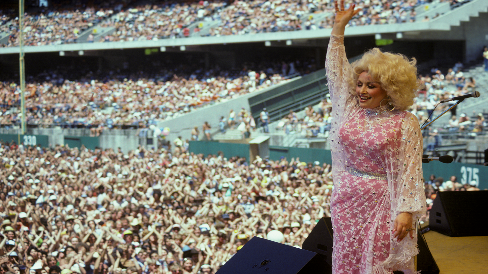 Dolly Parton 9-to-5 Day