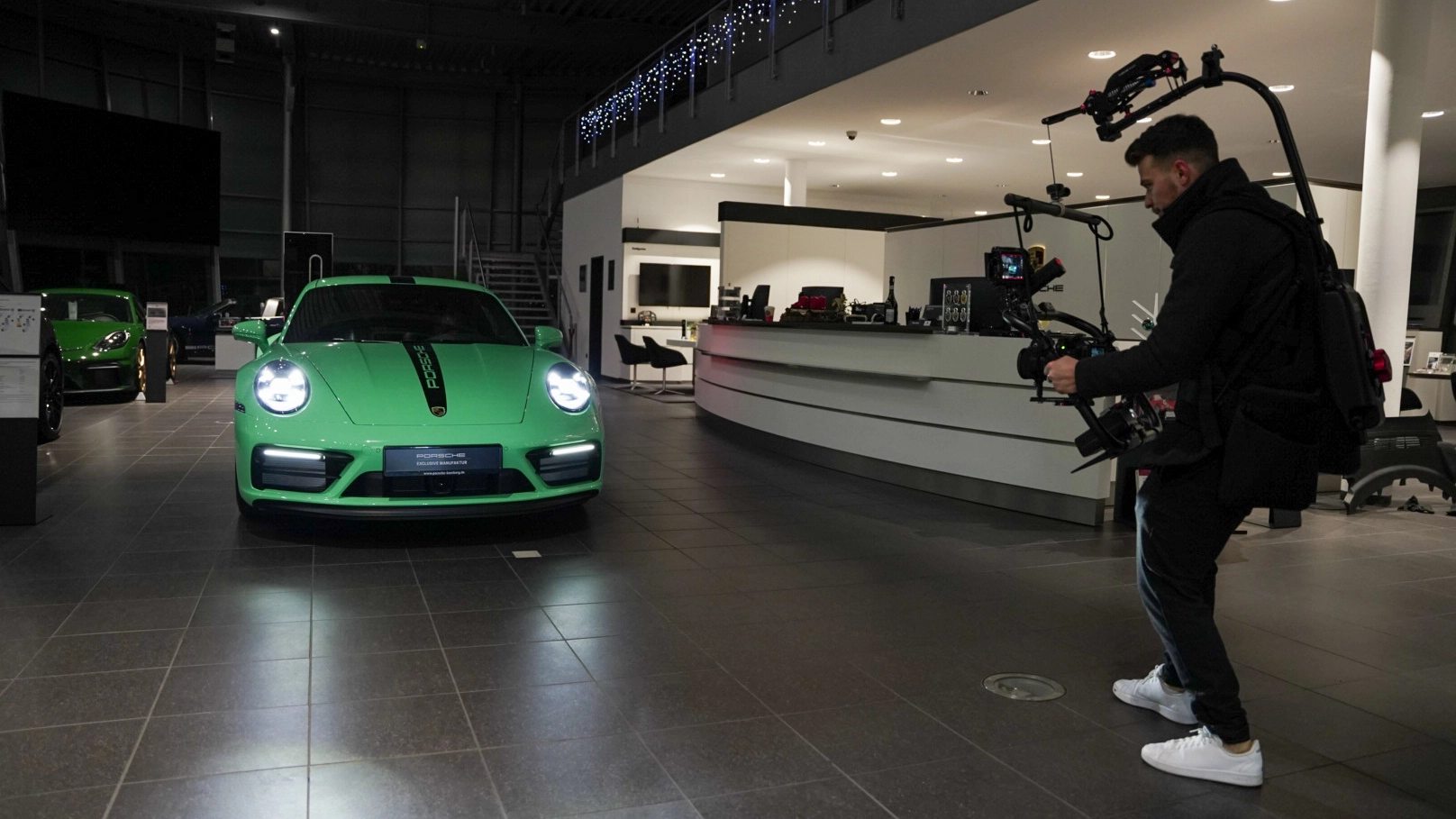 Die Werbeagentur Gerngross dreht ein Werbevideo für ein Autozentrum in Fürth